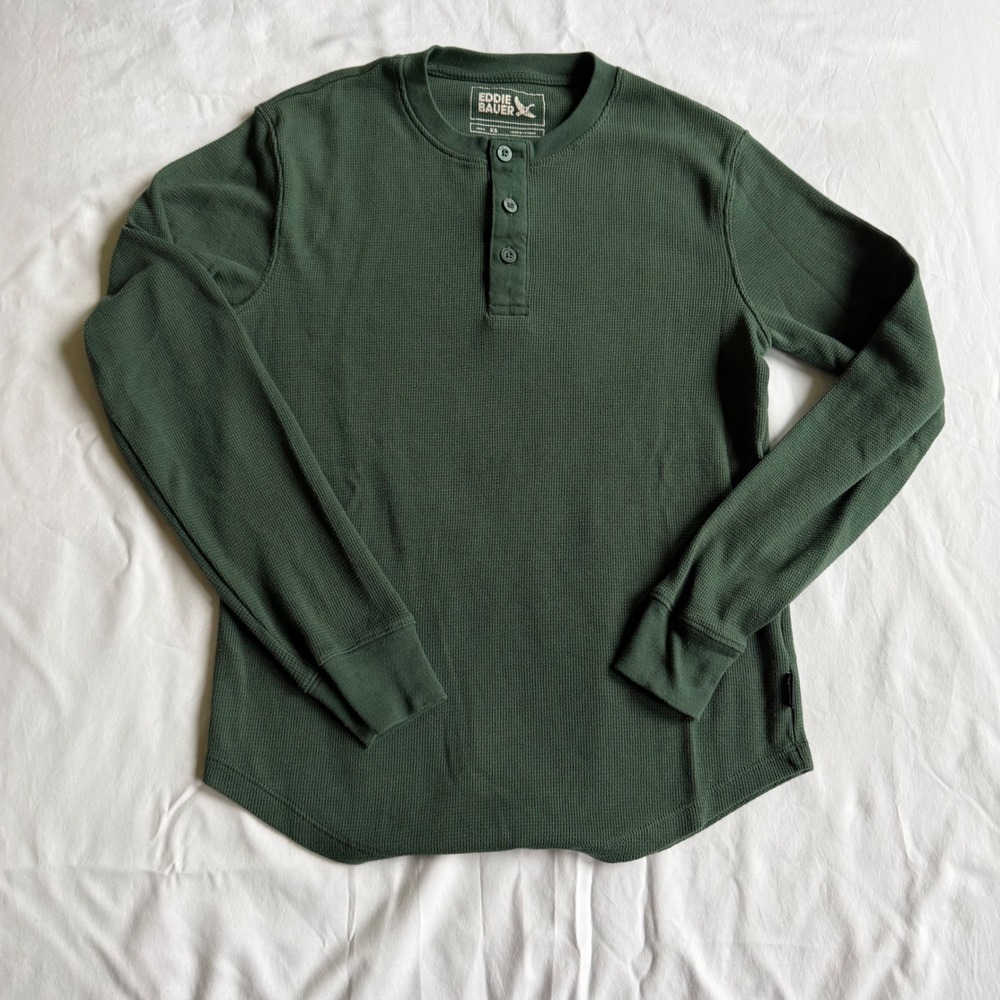 Eddie Bauer Women's Green Waffle Knit Thermal Henley Top XS
